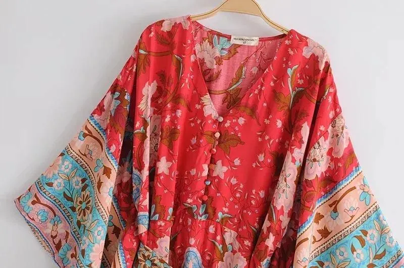 Red V-neck Bohemia Kimono Style Dresses